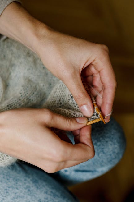 Handcrafting a fine jewelry piece in the Mitchell Diamonds workshop